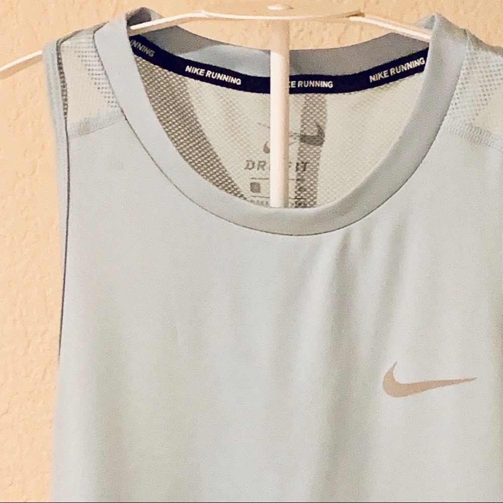 Nike Dri Fit🌤 light blue workout spots tank top